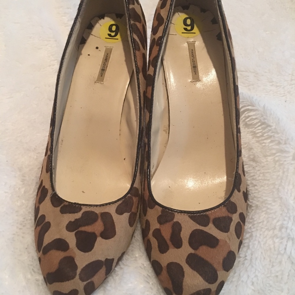 Fine leather leopard heels